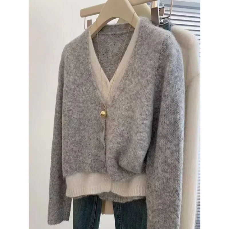 Korean Loose Knitted V-Neck Sweater for women Spring Autumn New Sle Fake Two-Piece Straight Tube Long Sve Pure Color Top