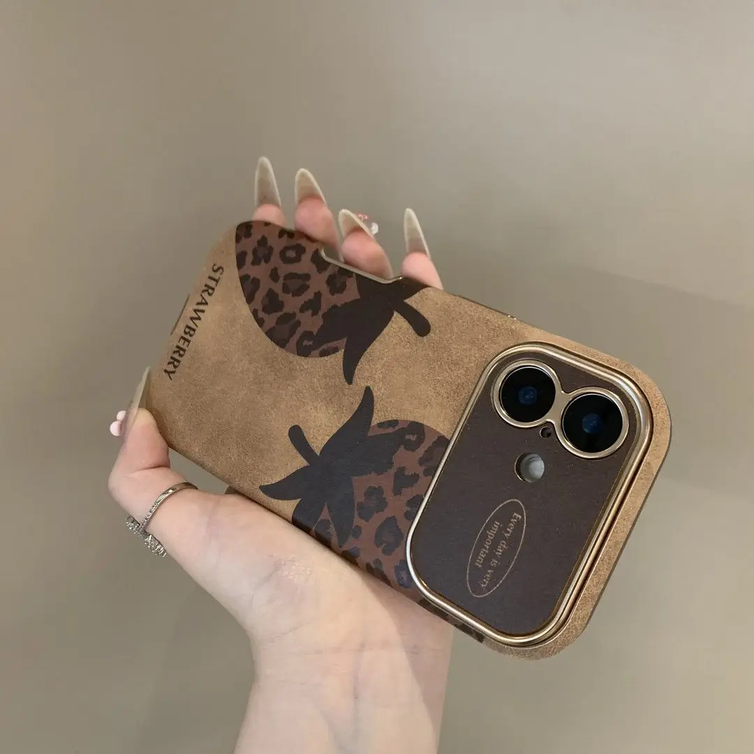 Cold wind niche leopard print strawberry for iphone16promax phone case iphone15 New iphone14 Premium iphone13