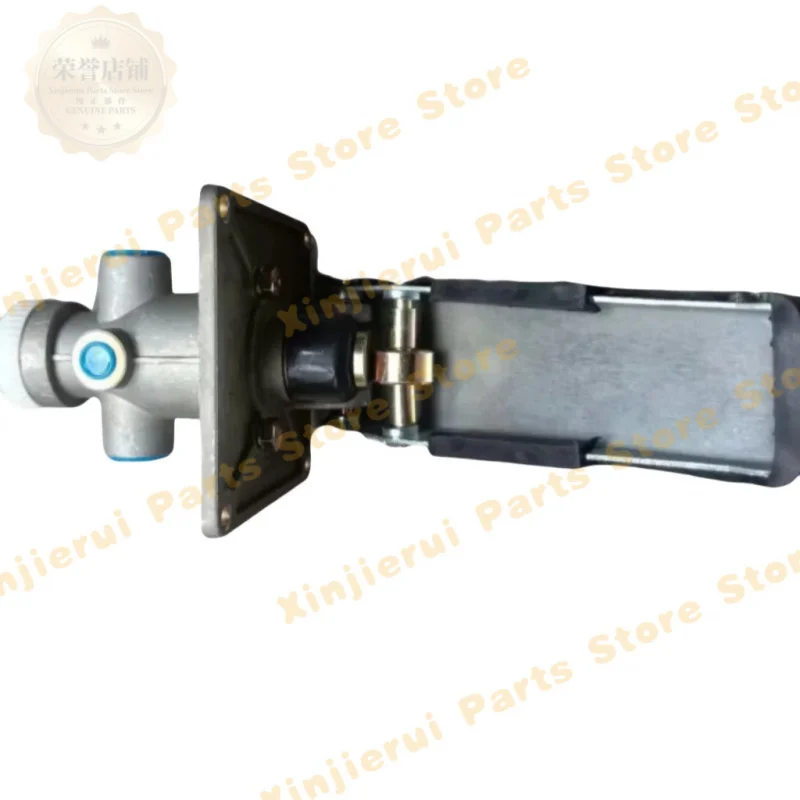 SDLG 956 955 953 952 933 loader; Foot brake air brake valve J4120001795; Brake master cylinder; Brake pedal assembly 4120001795