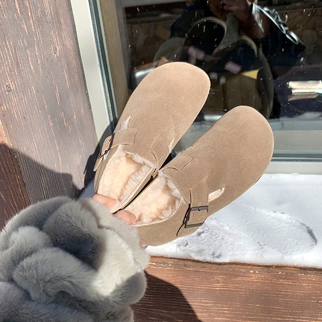 

Women's Mules Plush Lining Warm Clogs Slippers Cork Insole Cozy Women's Sandals With Adjustable Buckle