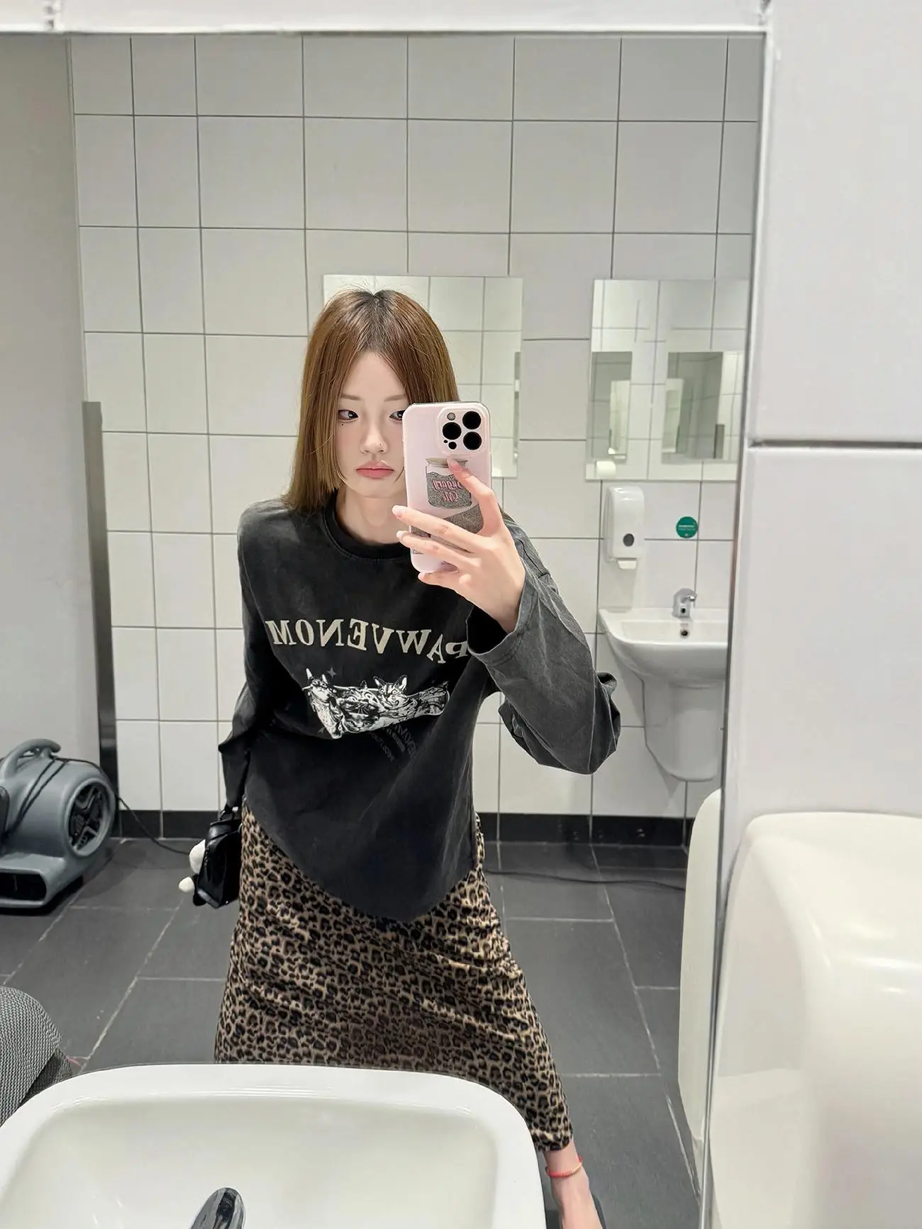 Sakura Vintage Washed Long Sleeve T-Shirt  Print Loose Pure Cotton Women's Casual Style Autumn Top