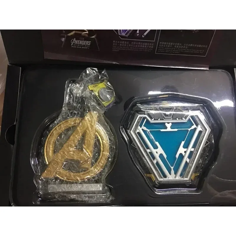 

Role Play 1/1 Superhero Iron Man Prop Character Series Model Toy MARK L MK50 Arc Reactor Heart Shaped LED Light Birthday Gift