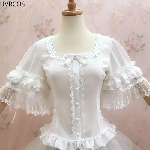 Imagen 2 del producto Blusas victorianas Vintage estilo Lolita para mujer, camisa japonesa elegante de encaje con cuello cuadrado y manga media acampanada, Tops con botones dulces para mujer