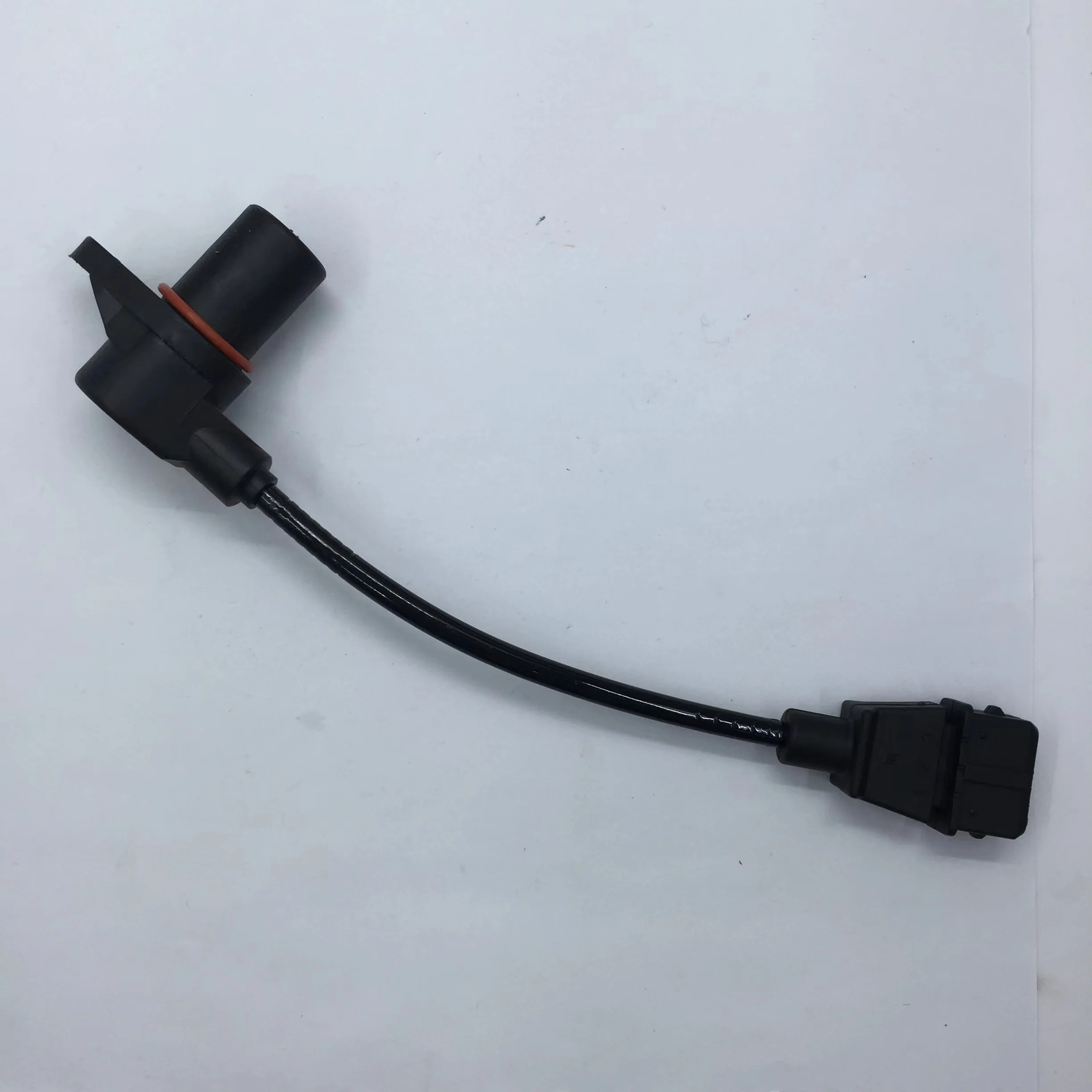 Crankshaft Position Sensor For Iveco Stralis 450 570 490 740 Trakker 380 720 38 42 T 0261210126 500306772