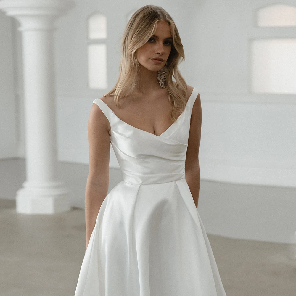 Simple White Sleeveless Wedding Dresses for Women Spaghetti Strap Bridal Growns with V-Neck Vestidos De Novia Backless 2024