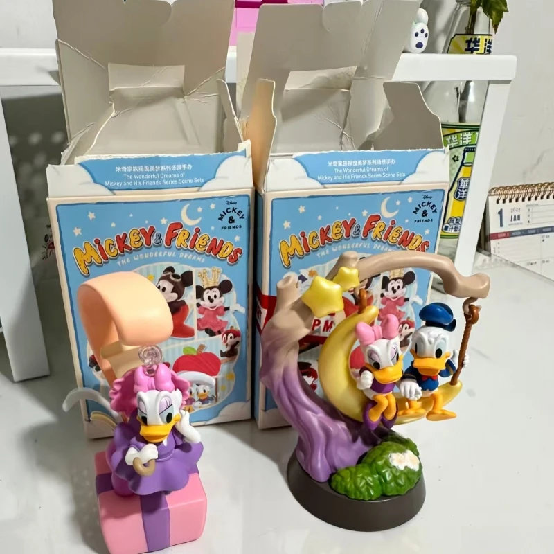De Mickey-familie Swaying Dream-serie Blind box Donald Duck-beeldjes Poppenspeelgoed Tafelbladornamenten anime Goofy Goof-omtrek