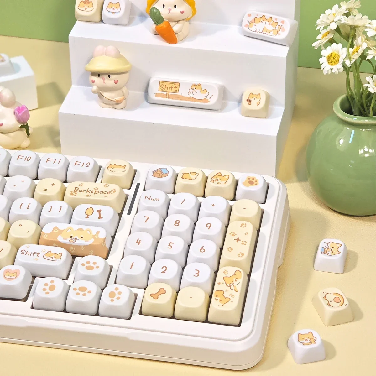 95 Keys MOA Profile Yellow Puppy Theme Keycaps PBT Thermal Sublimation Customized Cute Key Caps for Mechanical Keyboard Key caps
