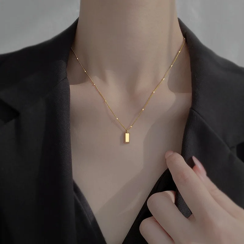 925 Sterling Silver Geometric Quadrilateral Pendant Clavicle Chain for Women • Electroplated Gold Finish • Minimalist Fashion Ac