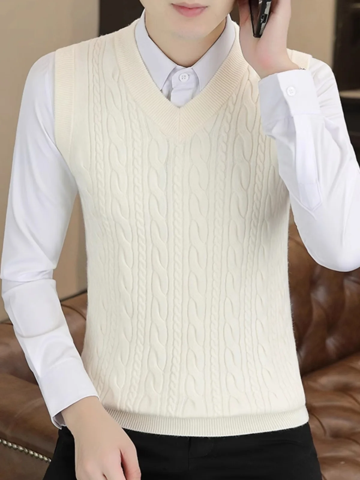 

Men's Knitted V-Ne Sweater Vest Slim Fit Autumn Winter Faion No-Sve Youth Casual Inner Wear Regular Length Pure Color