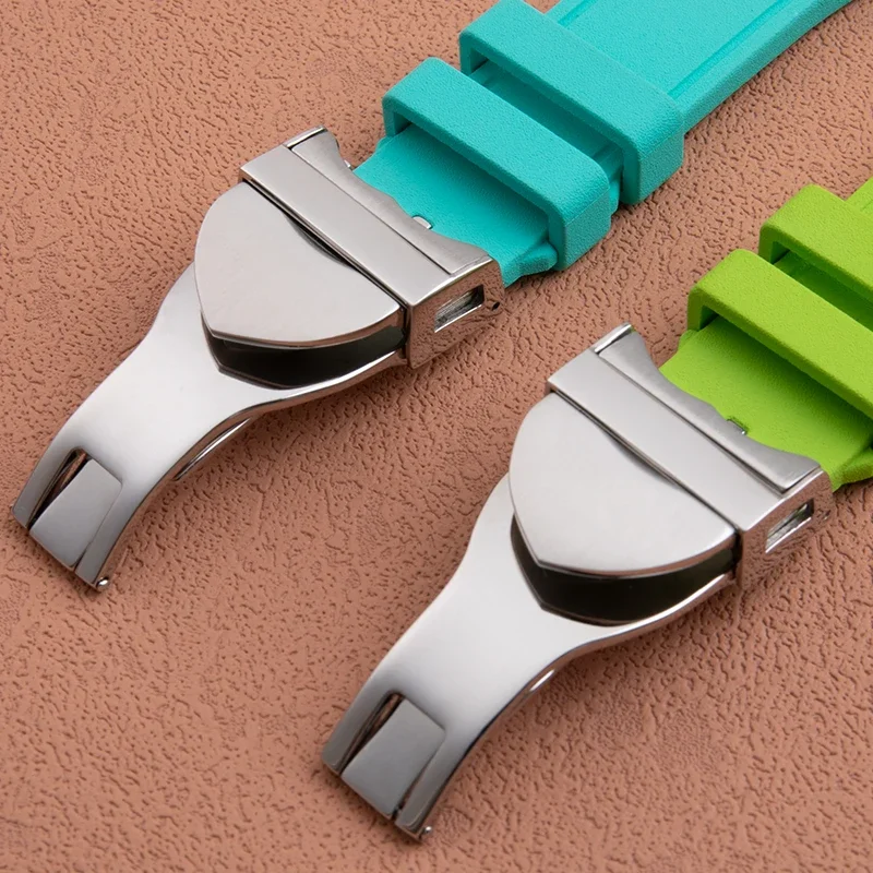 20 mm Universal-Zubehör-Uhrenarmband für Oum-Armband Black Bay GMT Pelagos Fluororubber Q7 Gummiarmband mit flachem Ende