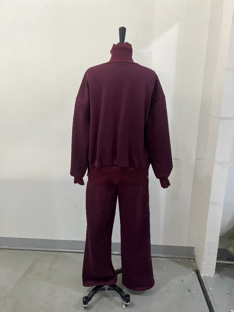 Solides zweiteiliges Damen-Set mit halbhohem Kragen, langen Ärmeln, seitlichem Reißverschluss, lockerem Pullover-Oberteil und gerader Hose, 2026 Damen-Matching-Set. – Detail 3