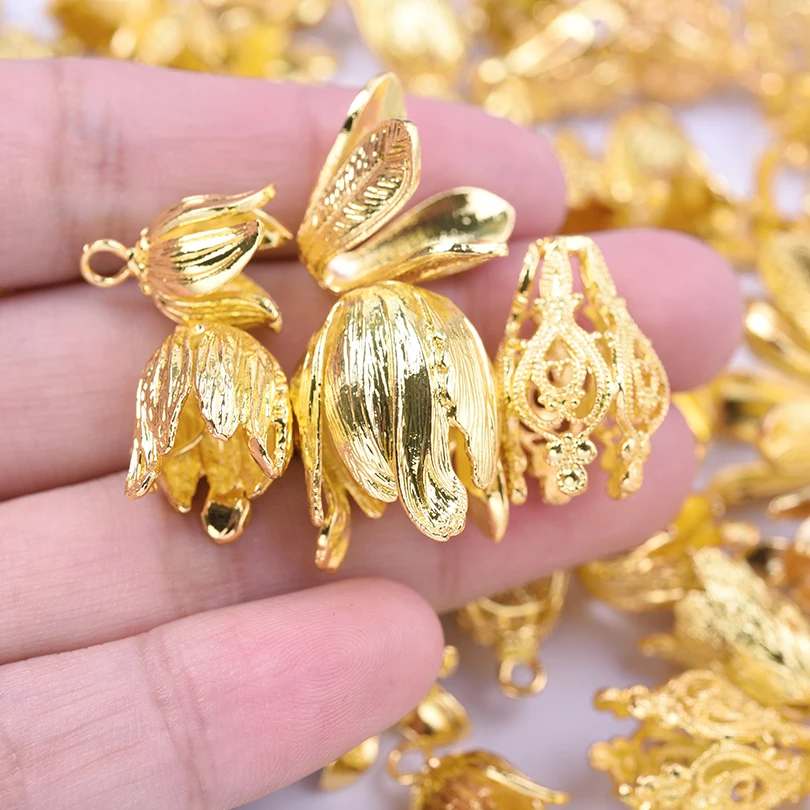 11Pcs/Pack Random Vintage Floral Bell Orchid Tulips Flower Charms DIY Filigree Cone End Cap Bead Jewelry Bisutería Materiel Bulk