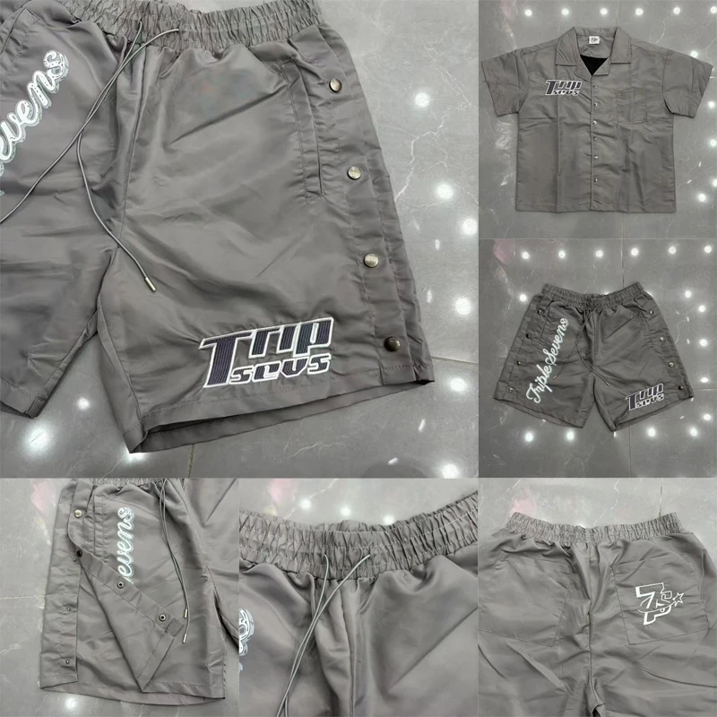 

Men's Women's Comfortable Loose Fitting Pants TRIPLE SEVENS Shorts Side Button Decorations Stock