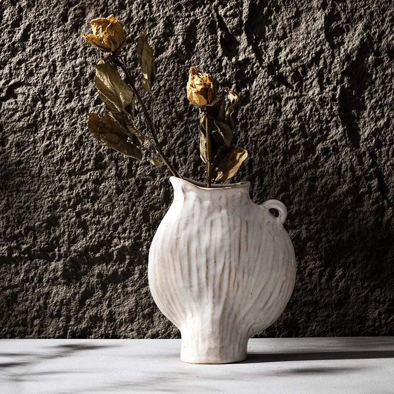 

Minimalist and Creative Ceramic Vase for Home Living Room Decoration, Hydroponic Dried Flower Porcelain Ornament