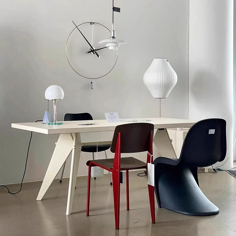 EM Table Memphis Creamy Style الحد الأدنى مجموعة طاولة الطعام الحديثة الأثاث دعوى شقة صغيرة الحجم طاولة طعام منزلية