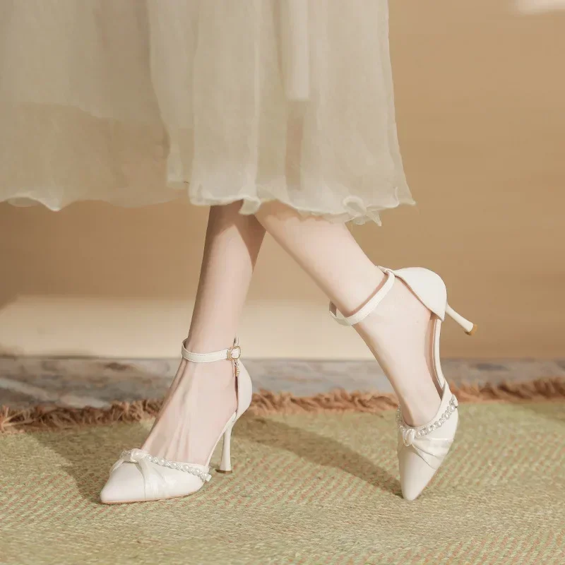 Sandalias de pies regordetes anchos a la moda, tacones altos con hebilla en el tobillo de perlas, talla pequeña 31 32 33-44, zapatos de fiesta de boda para mujer, Sandalias