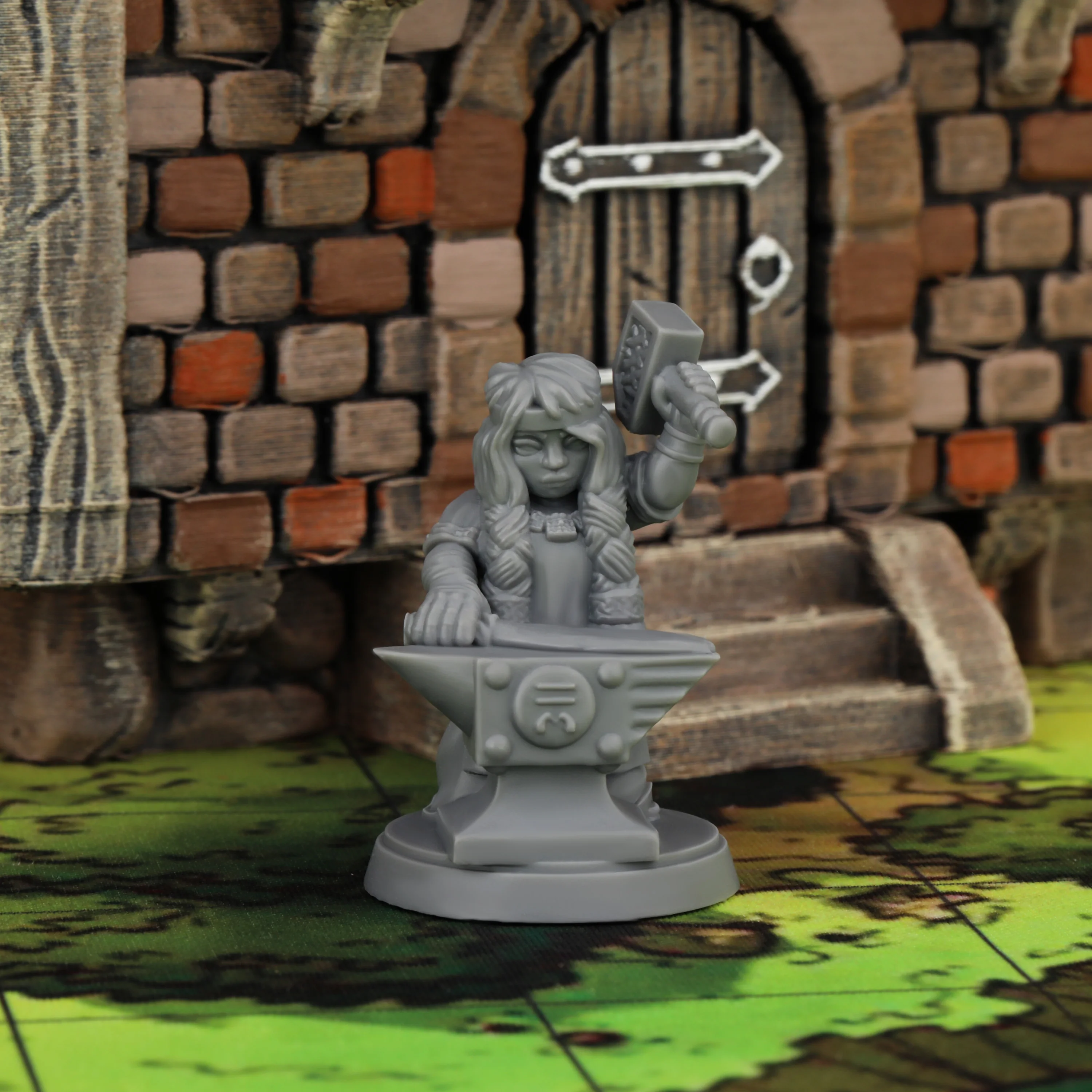 25mm TTRPG Dwarf Female Smith Miniature - RPG Forger Model with Hammer, Perfect Collectible & Gift