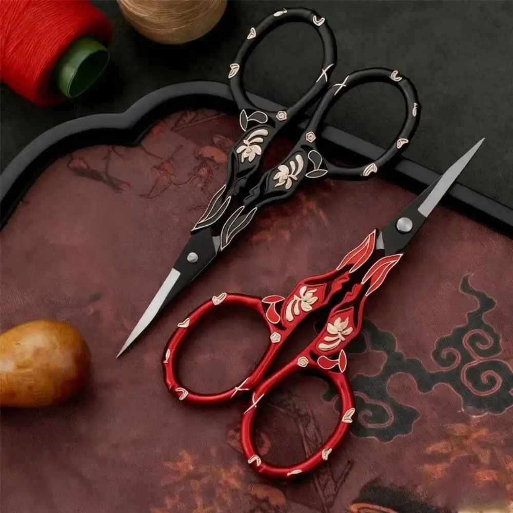 Stainless Steel Tailor Scissors Sharp Blades Vintage Design Small Hand Scissors Non-Slip Handle Rust-resistant Thread Trimmer