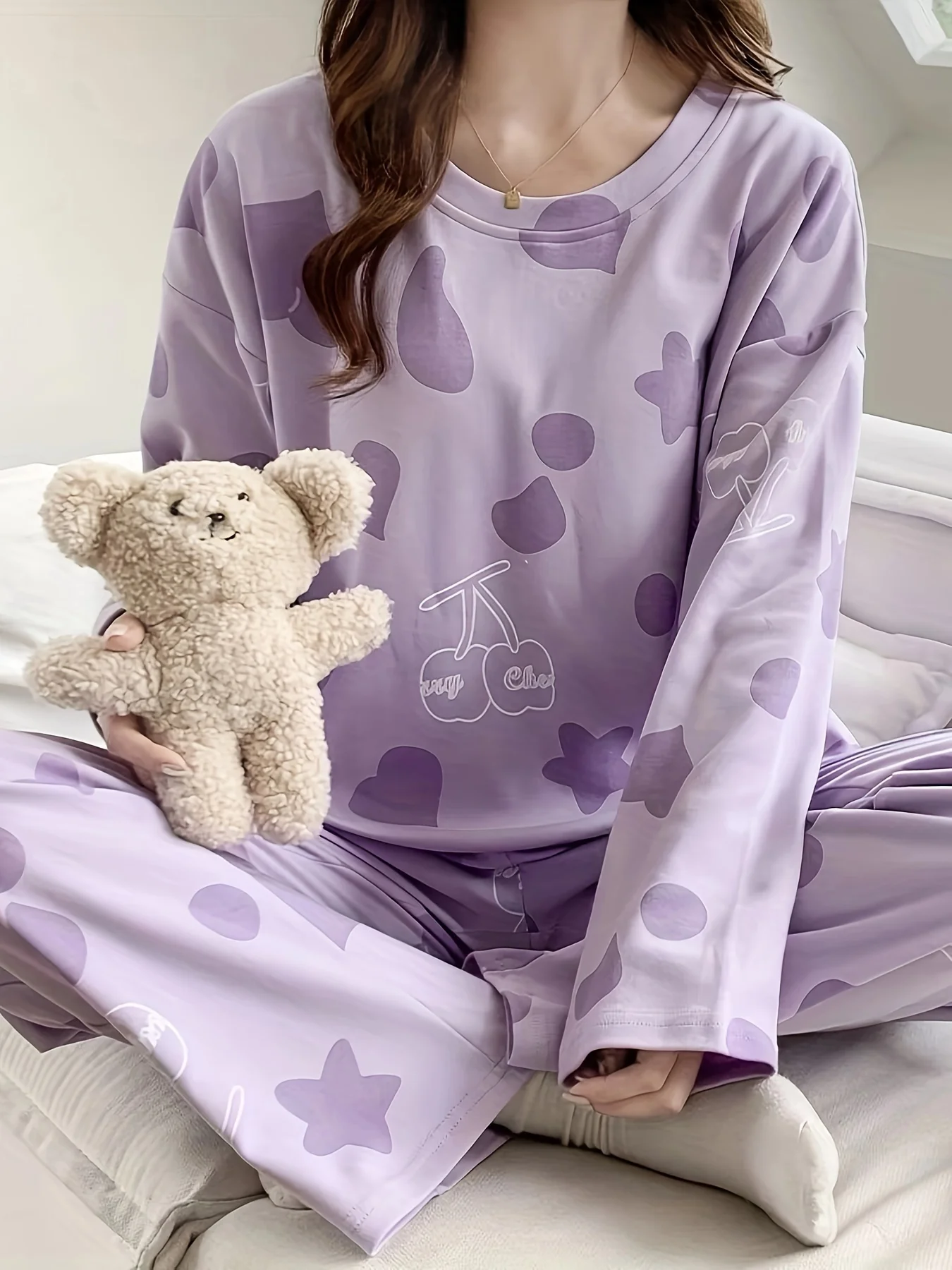 

Women's Autumn/Winter Pajama Set - Round-Neck Long-Sleeve Plus-Size Pullover Top with Loose-Fit Pants, Adorable Loungewear Set。