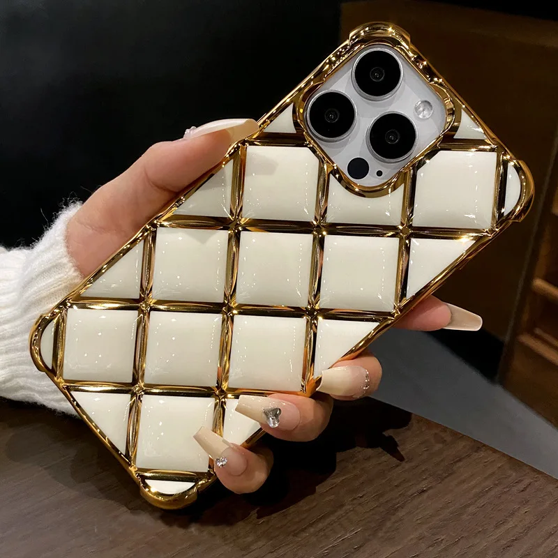 Luxury Plating Diamond Lattice Grid Shockproof Phone Case for iPhone 16 14 13 15 Pro Max Soft Silicone Plated Gold Cover