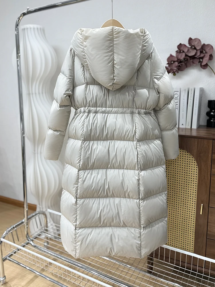 新しい冬用厚手の女性のダウンジャケット無地バックルデザインルーズコート通勤フード付き足首までの長さのジャケット