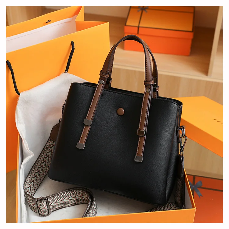 

Gentleman's Arsenal! 2025 Retro Leather Tote - British Luxury, Large Capacity, Crossbody/Handheld