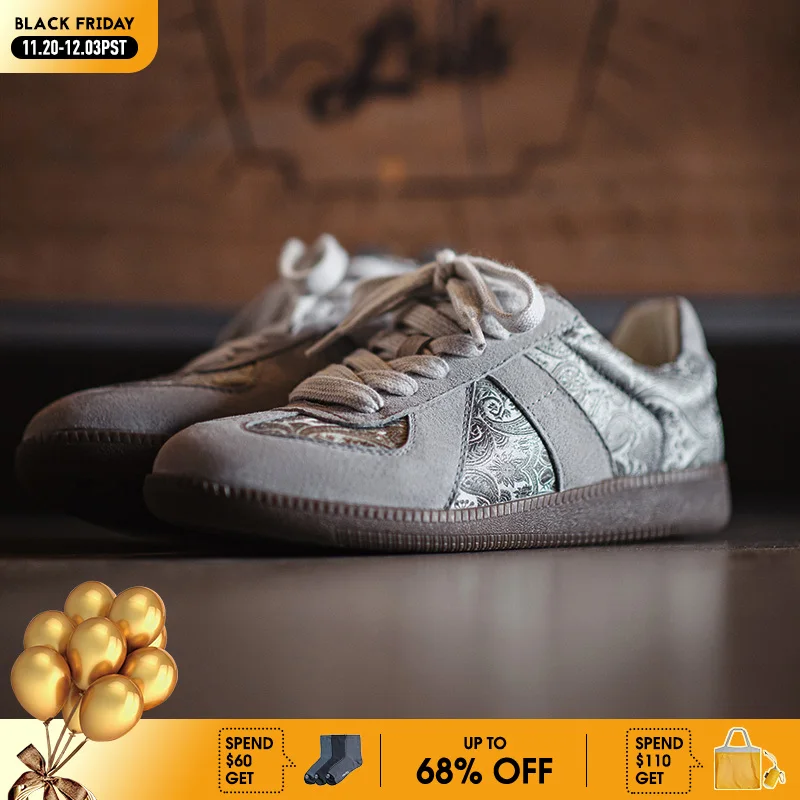 حذاء مدرب كاجوال من Maden حذاء رياضي رجالي منخفض الجودة من الحرير الفضي مع طباعة بيزلي حذاء مدرب ألماني عتيق للشارع #1