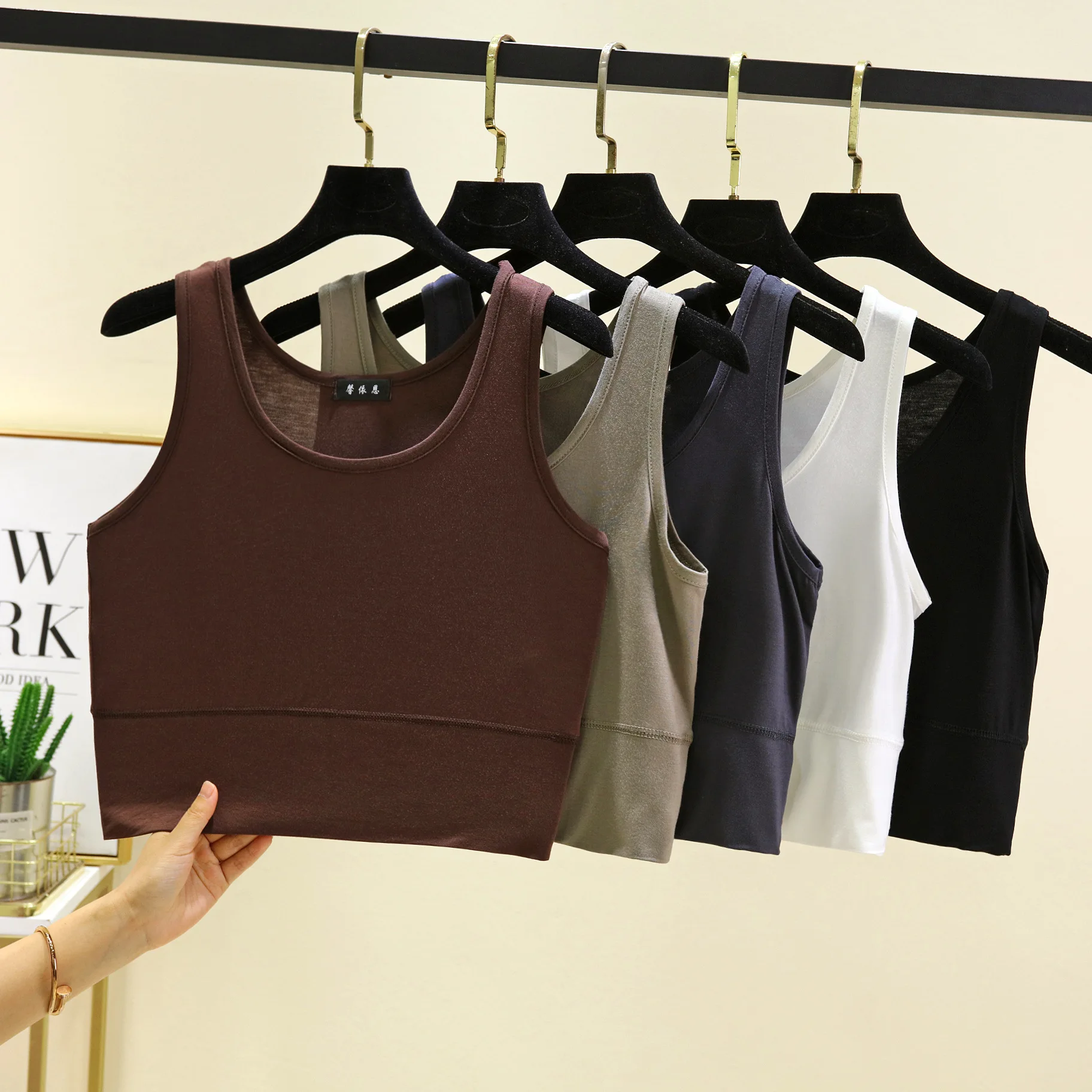 Modal O คอเสื้อครอปยืดหยุ่นเสื้อกล้ามสั้นฤดูร้อนเสื้อกล้ามแขนกุดสีทึบ SLIM FIT เสื้อกั๊กชั้นใน