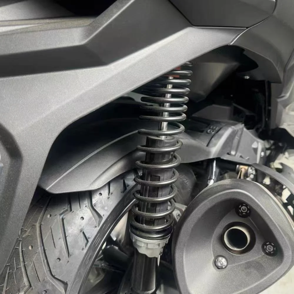 For VOGE SR4 MAX 350 special modification accessories, the rear wheel fender can be installed without damage.