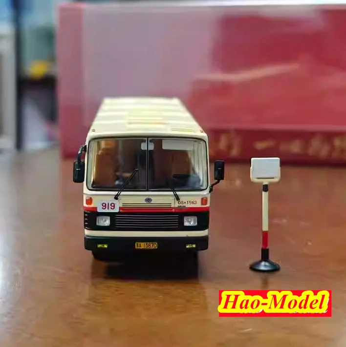 Juguete de aleación fundido a presión para niños, modelo de autobús DD6111CT Pekín 1/64, regalos de cumpleaños para niños, exhibición de colección de Hobby, amarillo, 919