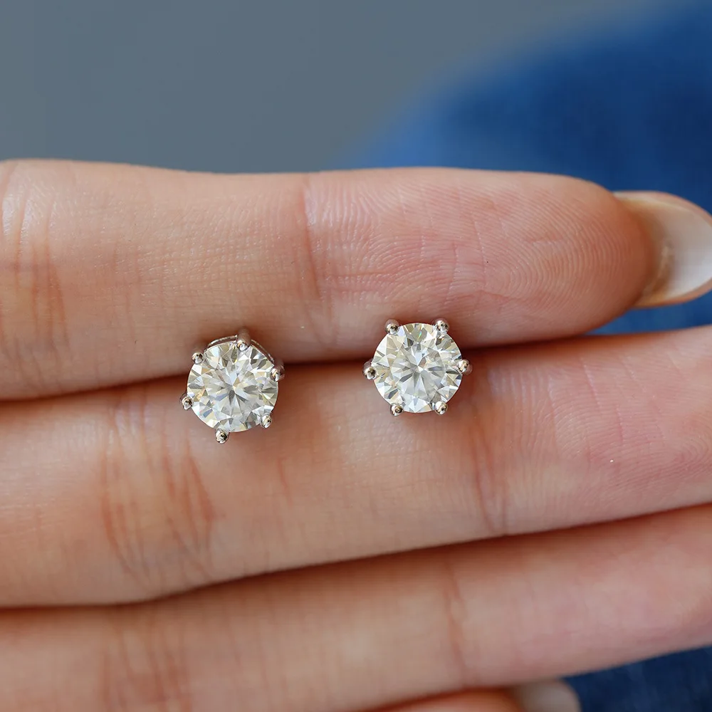 Pendientes de Plata 925 con Moissanita Redonda para Mujer y Hombre, Clásicos Solitarios de Seis Puntas, Joyería Delicada y Brillante para Uso Diario, Regalo Romántico para San Valentín, Aniversario, Cumpleaños, Boda, Fiesta, Cita, Accesorio Minimalista para la Oreja