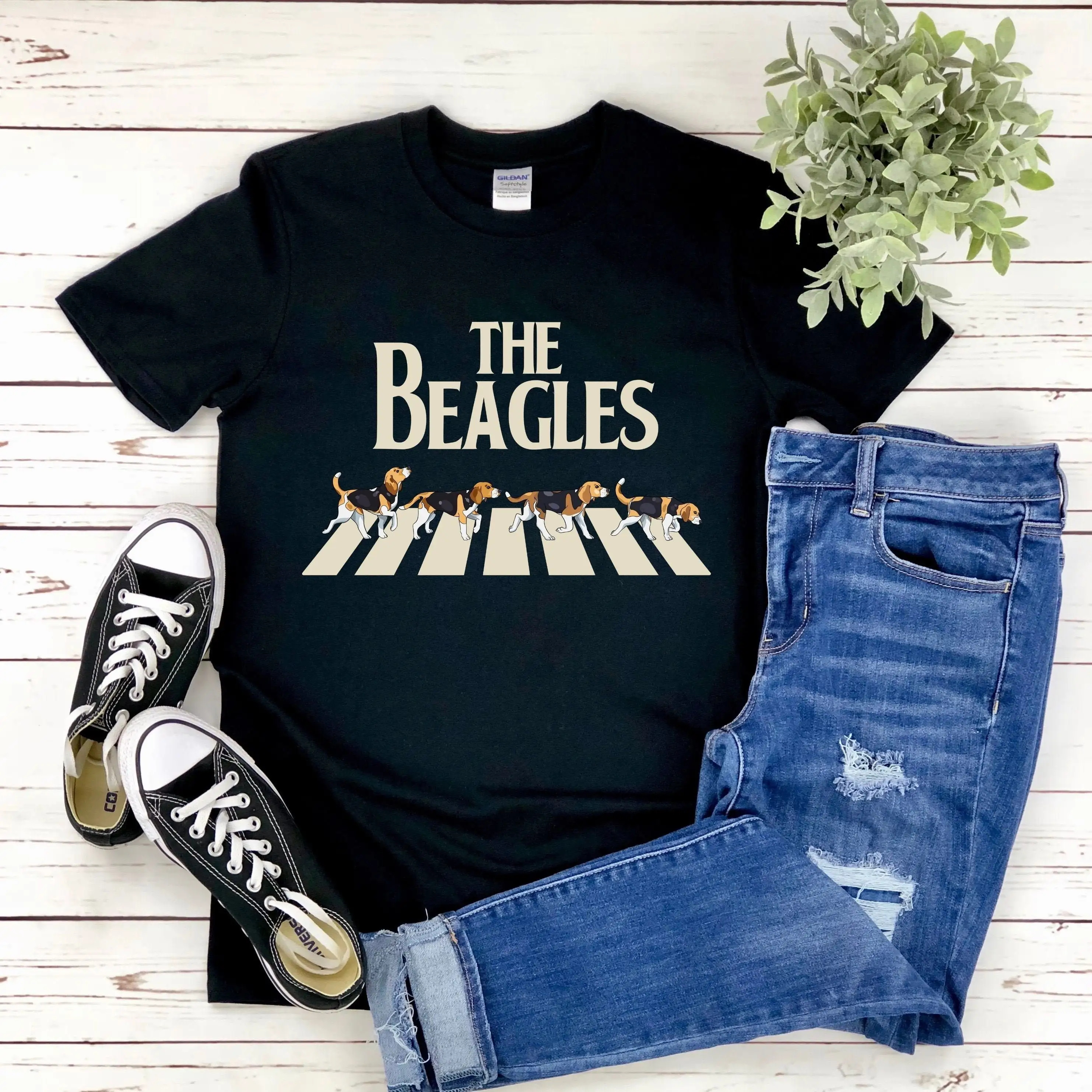 The Beagles Beagle Owner Dog Mom Puppy Dad Scent Hounds 60S 80S Band Music Fan Puppies Pet Lover T Shirt Sweater