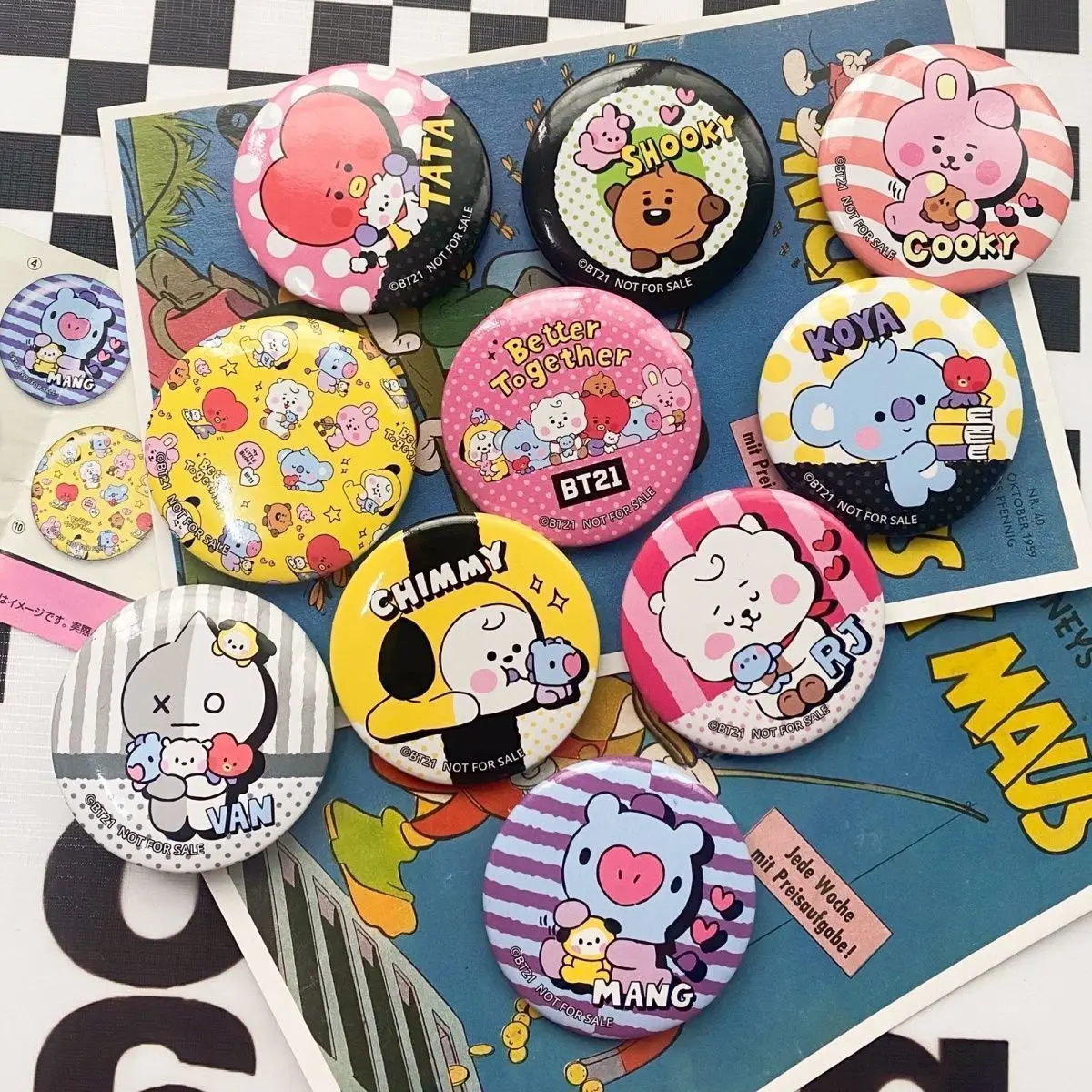 

BT21 Cute Cartoon Brooch Creative Round Badge Pin Suitable for Backpack Bag Fashionable Collar Pin Decoration Collectible Gift