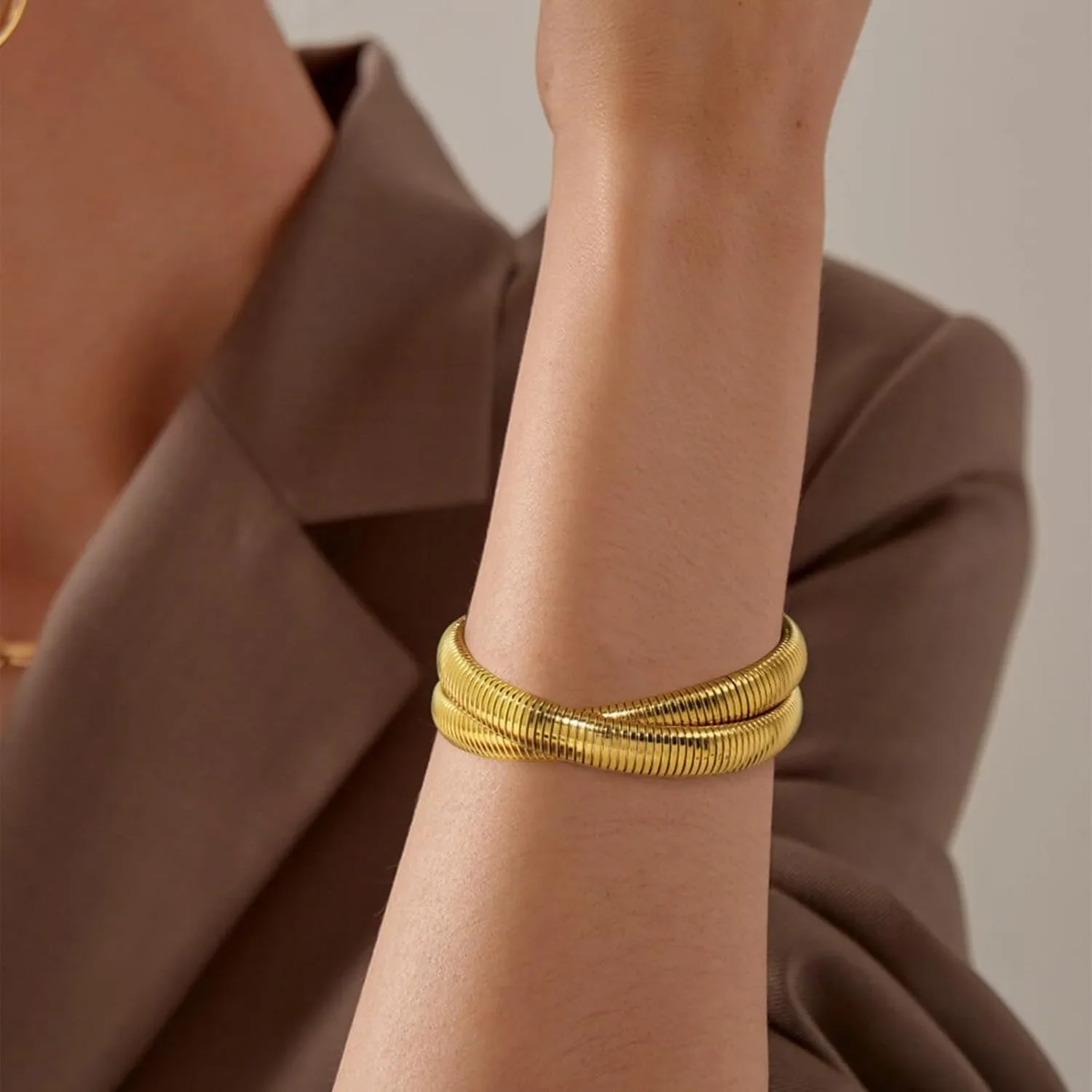Women's 18K Gold Plated Chunky Stretch Bangles Set