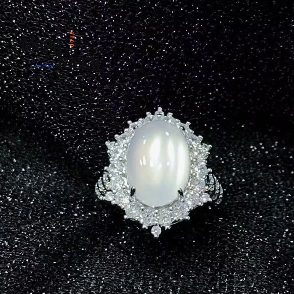

Silver-Plated, High-Ice Fluorescent White Chalcedony, Elegant Women's Ring, White Agate Jade Ring Fashion Exquisite Jewelry