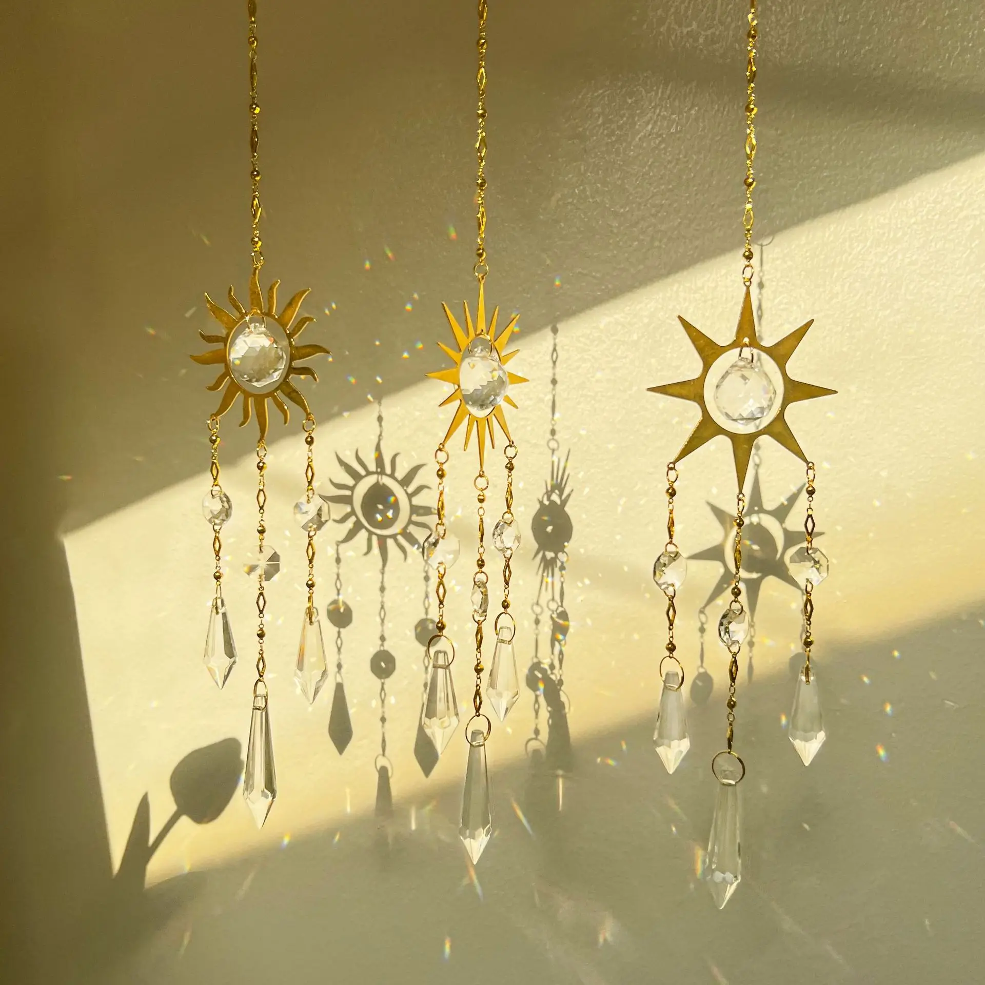 Gift Hanging Decorations Crystal Wind Chimes Home Decor Rainbow Made Sun Catchers Pendant Colorful Crystal Suncatcher Garden