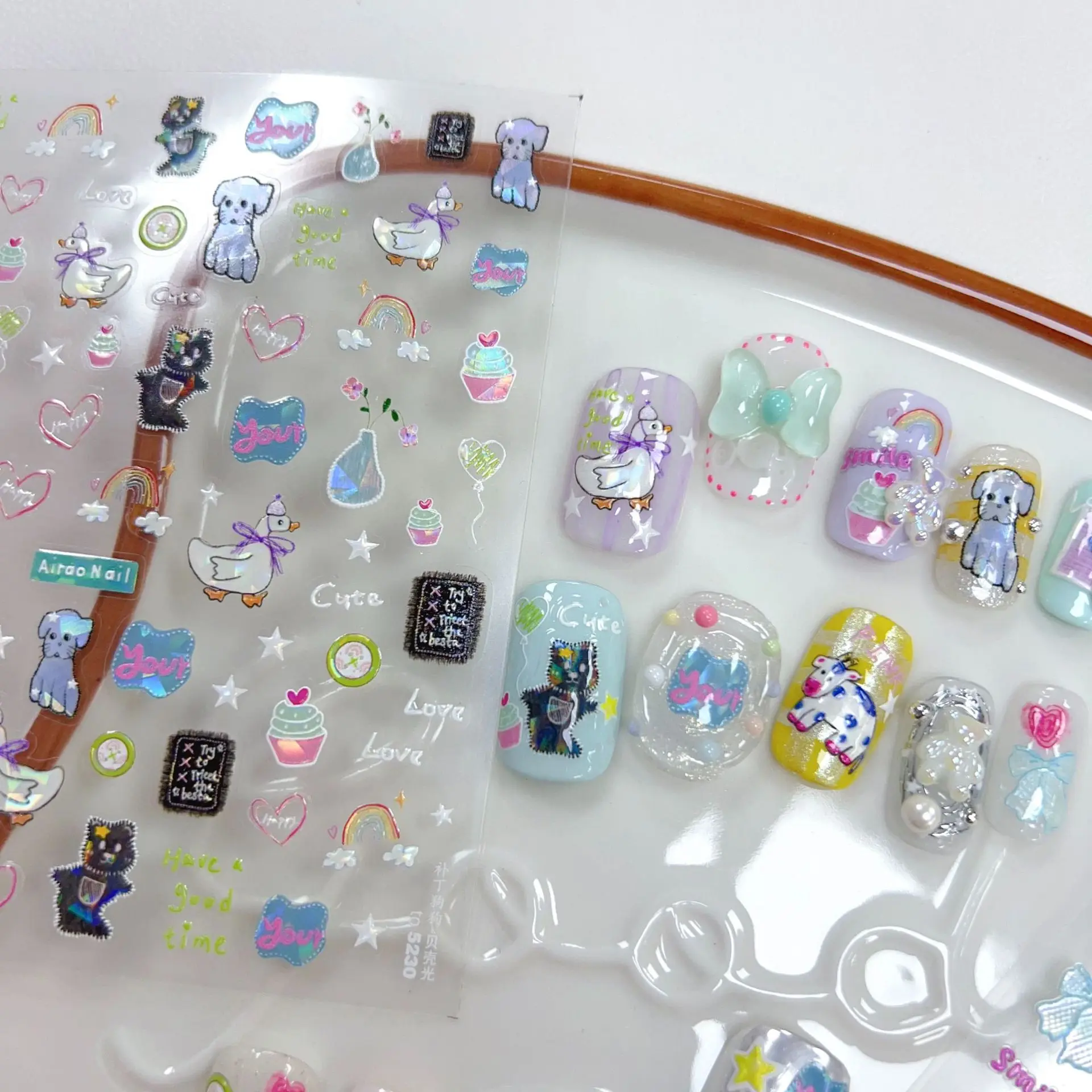 Patch cane mucca gatto bowknot nota stella cuore fungo anatra pulsante torta palloncino arcobaleno nuvola adesivi per nail art decalcomanie per manicure fai da te