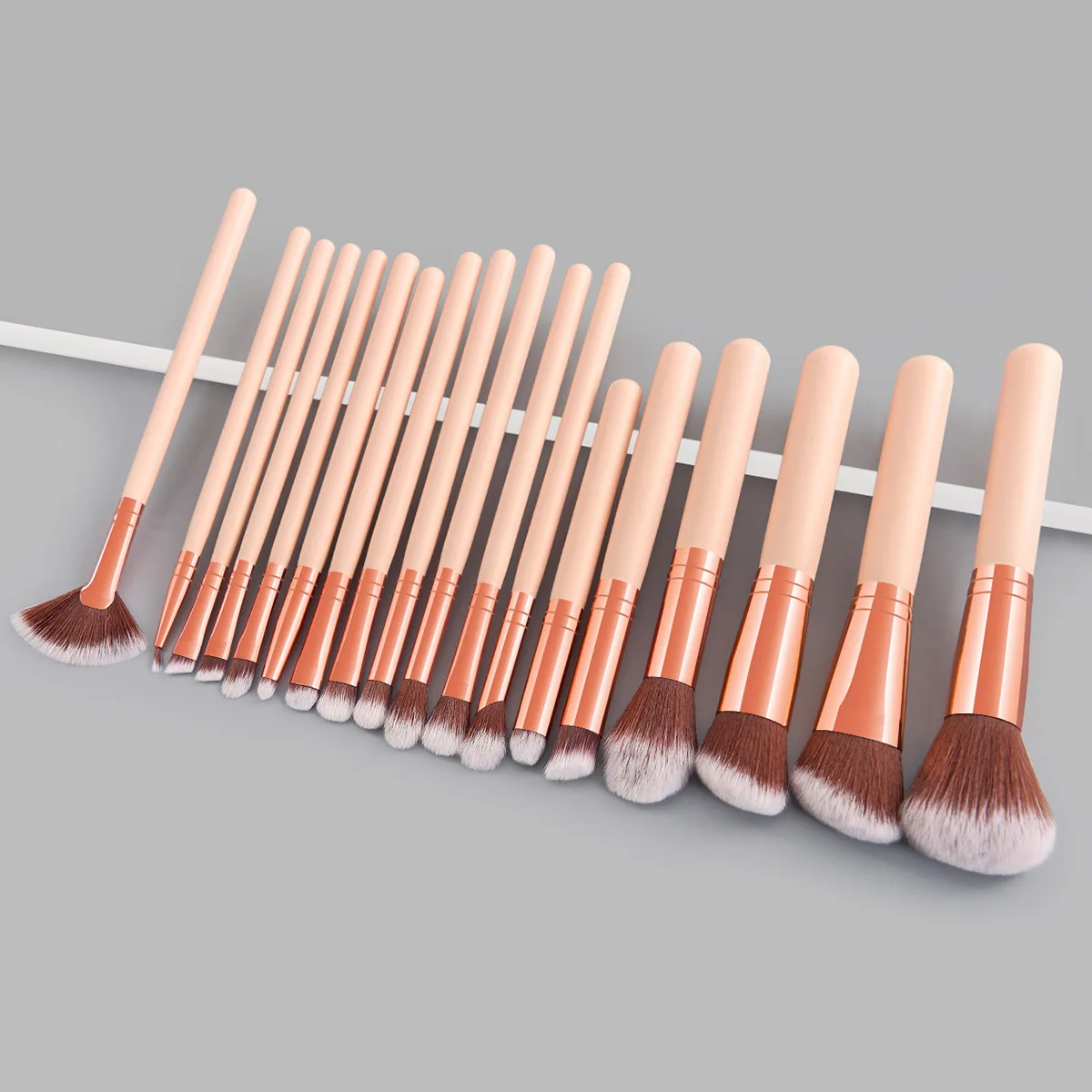 18Pcs makeup brushes  loose powder brush, high-quality makeup tools