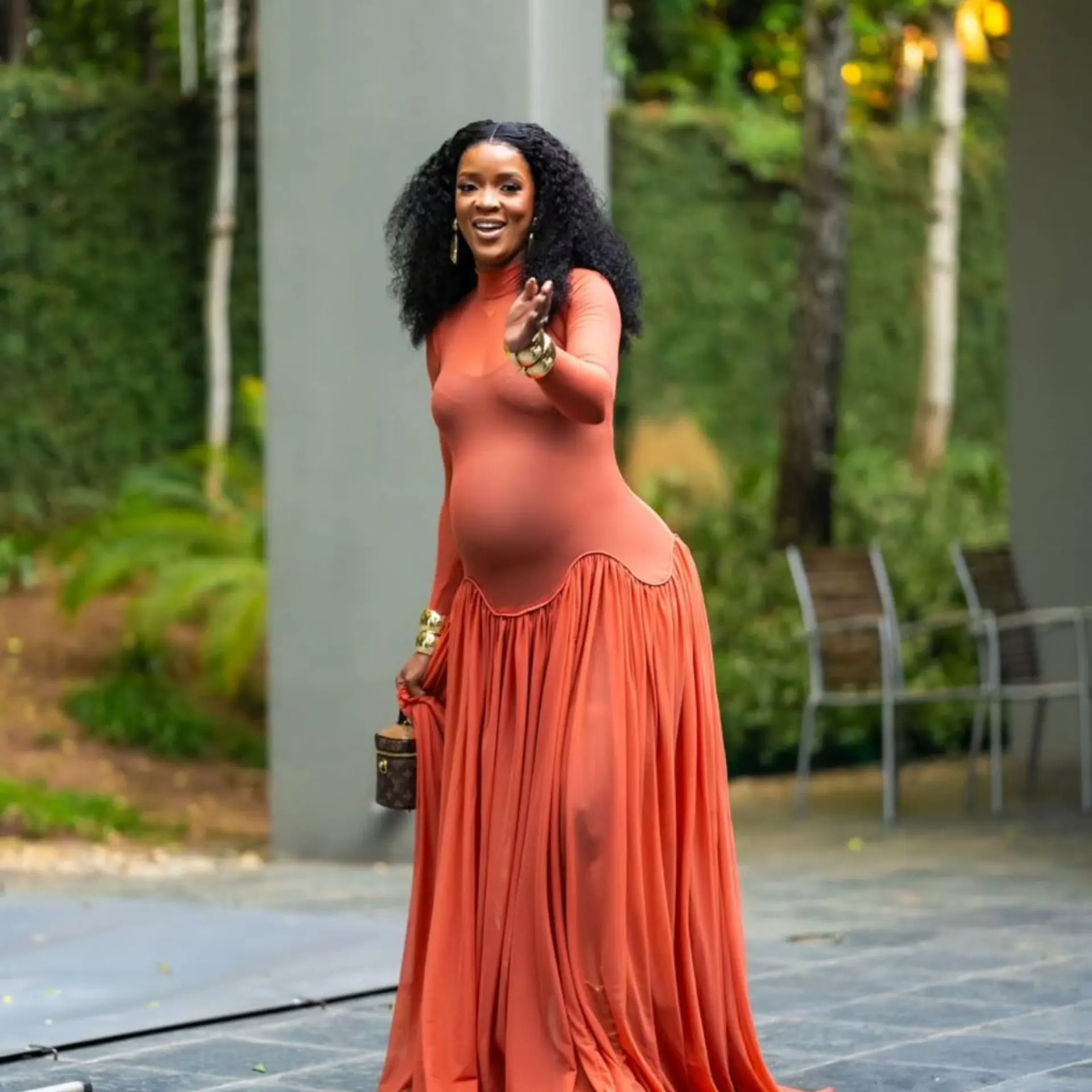 Orange‑Red Maternity Evening Gown with Sheer Mesh Overlay, Wave Waist & Flowing Chiffon Pleated Skirt – Summer Party Dress 2026