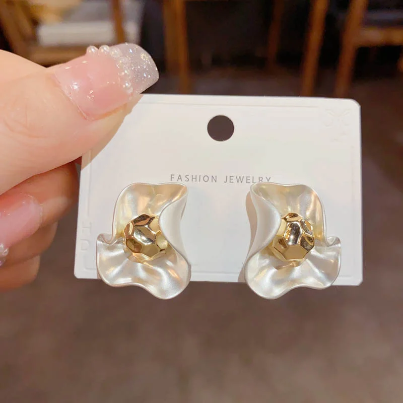 Korean Irregular Metal Flower Stud Earring for Women Fashion Street Punk Earring Party Jewelry Simple Valentine\'s Day Gift