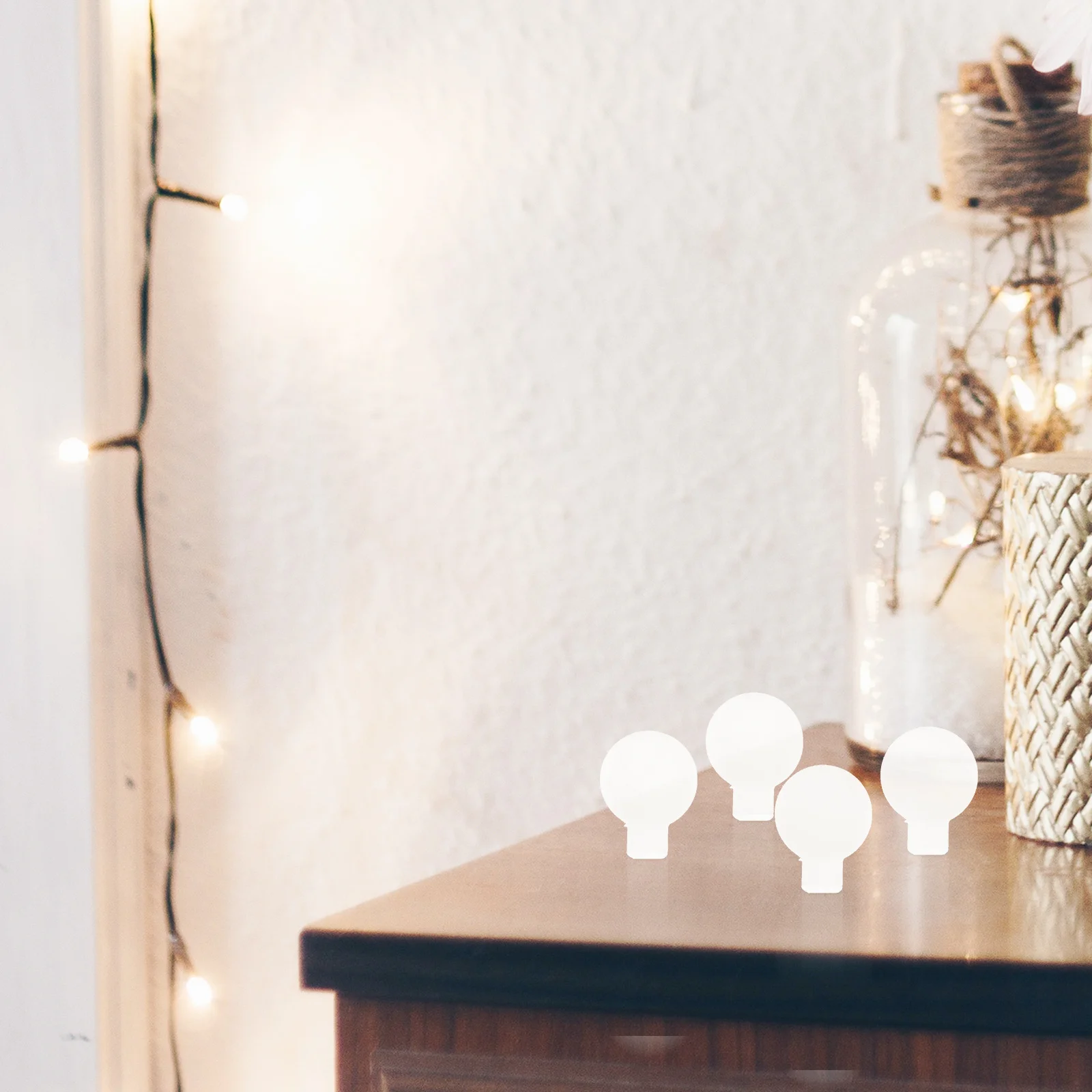 

100Pcs Empty Globe Light Bulb Pendant Frosted Plastic String Lights Replacement Decoration Bulbs for Indoor Outdoor Wedding