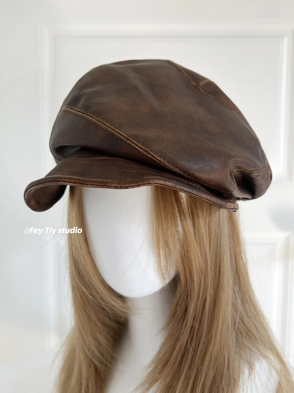 High Grade Leather Newsboy Cap For Men FashionBritish Style Berets For Women Spring Autumn LeisureEasy Match Octagonal Cap