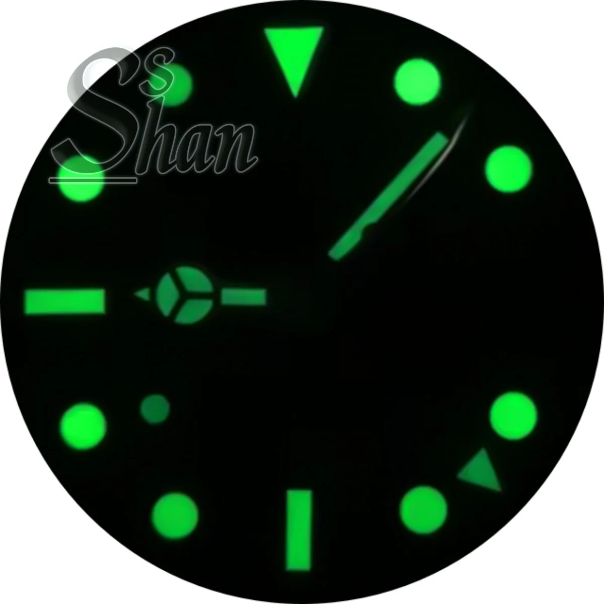 29mm quartz GMT dial is black and white paired with the hand-held C3 illuminated RONDA 515-24h GMT quartz movement watch parts