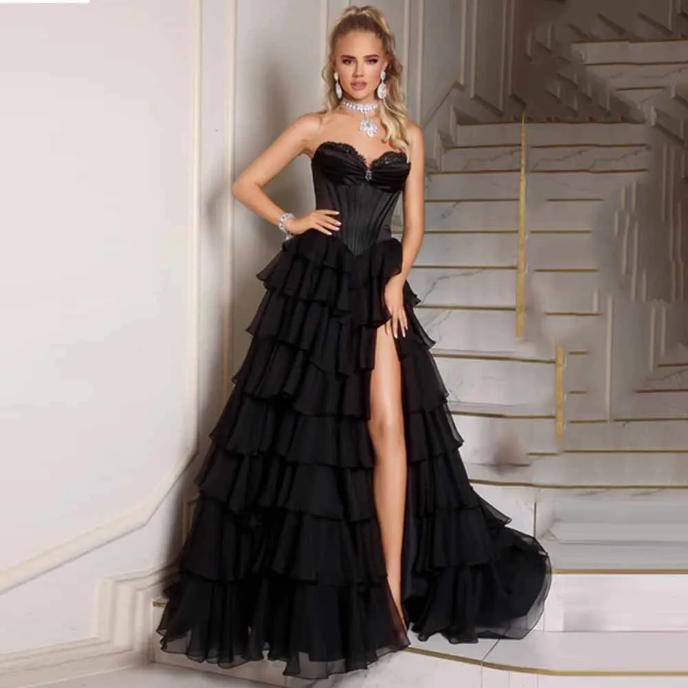 

Exquisite Prom Dresses for Ladies Chiffon A-line Homecoming Dresses Black Sweetheart Tiered Side Split Beads Party Dresses Long