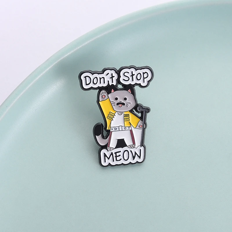 Cute Cat Don't Stop Brooch Enamel Pins Cartoon Rock Singer Cat Brooches Jacket Lapel Pin Badge Backpack Jewelry Gift for Friends