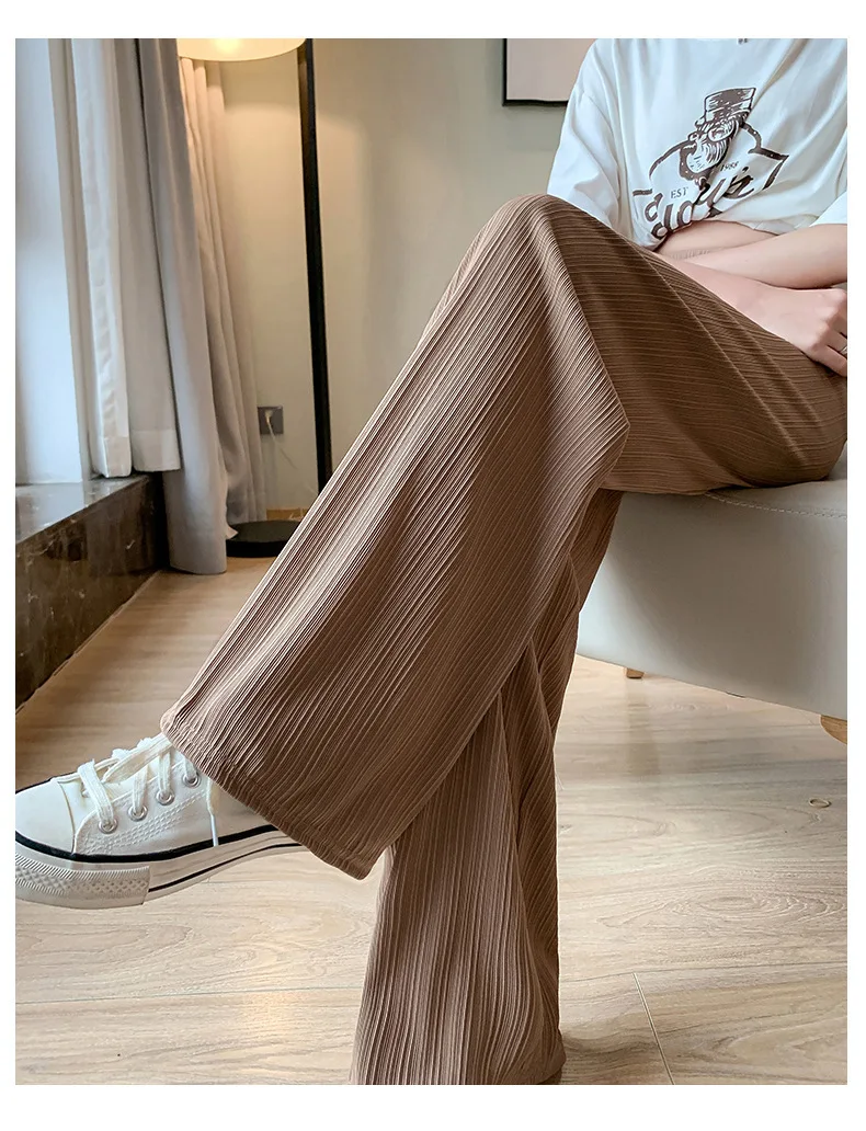 Damen-Hose aus Eisseide mit weitem Bein, Sommerhose mit hoher Taille und vertikalen Streifen, lockere, gerade geschnittene Hose in Bodenlänge, lässige, kühle Hose, schmale Passform. – Detail 5