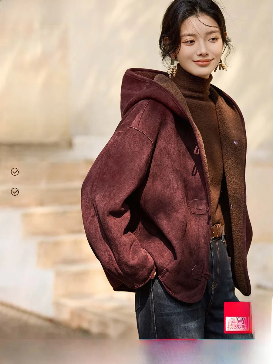 Thiened ラムファー風裏地付きコート スエードレザー風 ホリデー雰囲気 フード付き 冬新作 スレ レディース J...