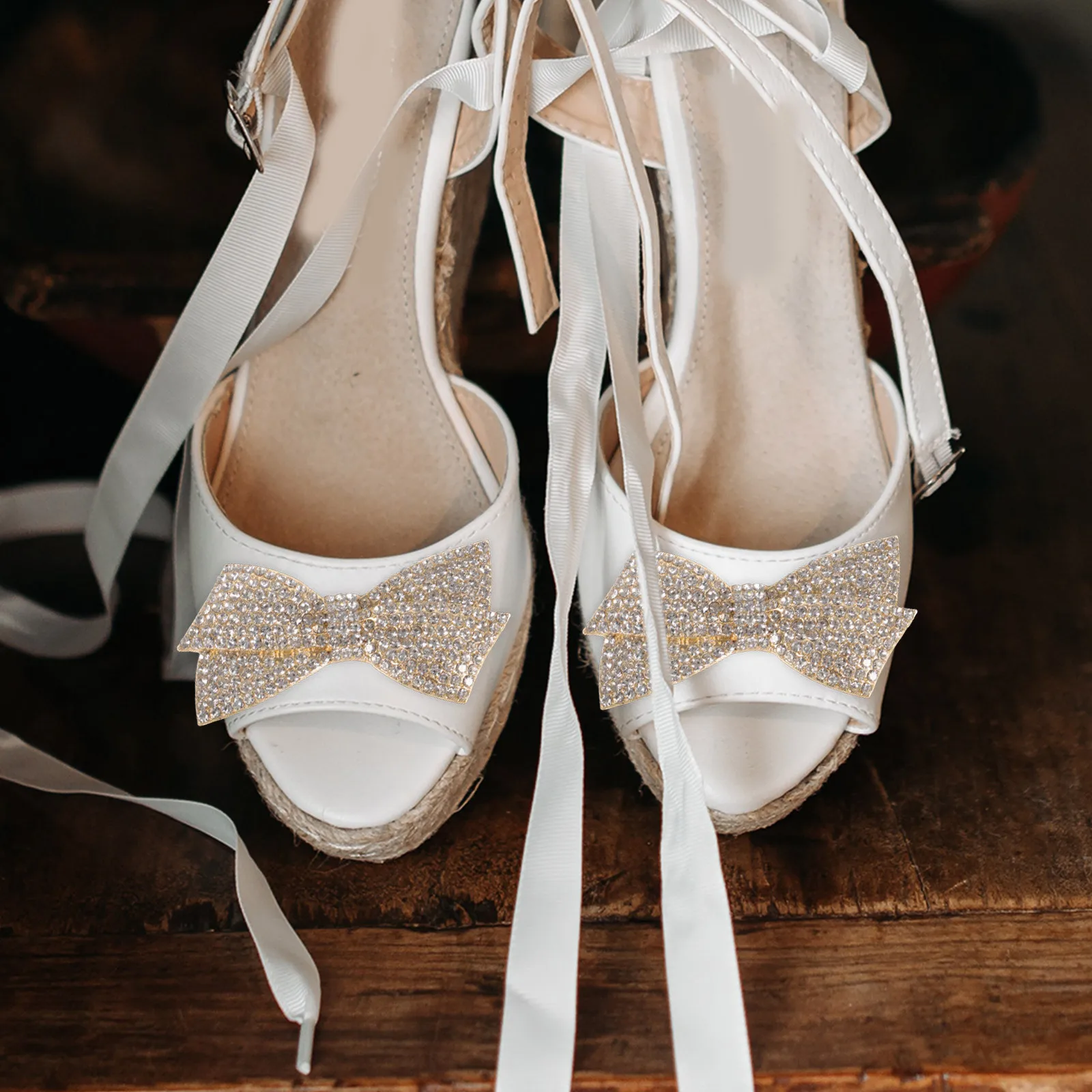 

2pcs Bow Shoe Clips Rhinestone Decorative Buckle For Bridal Wedding Pumps Heels Women Shoe Accessories Clip Elegant Sparkling