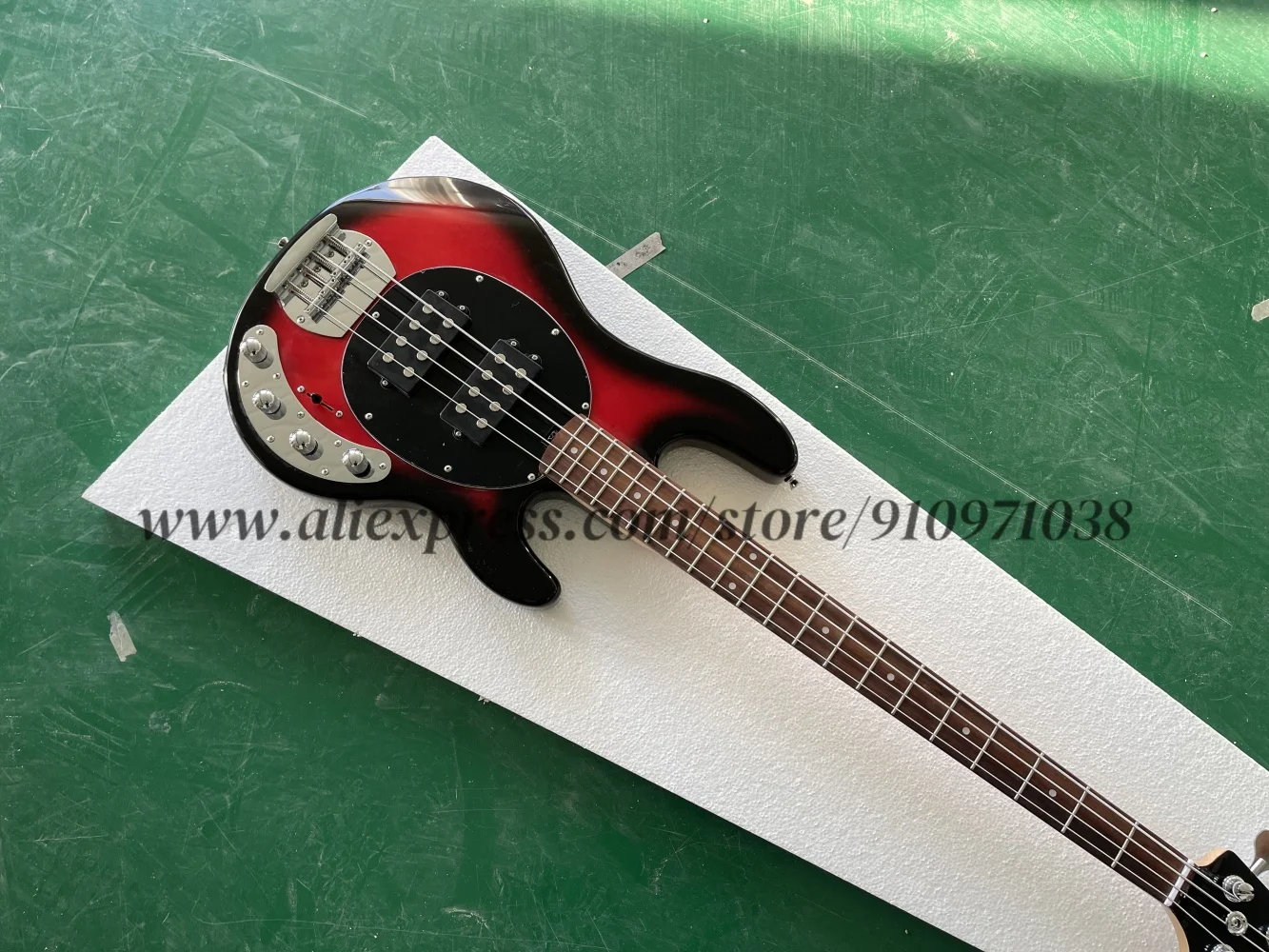 4 strings red bass guitar, fixed bridge, black solid wood body maple neck, active circuit, customizable