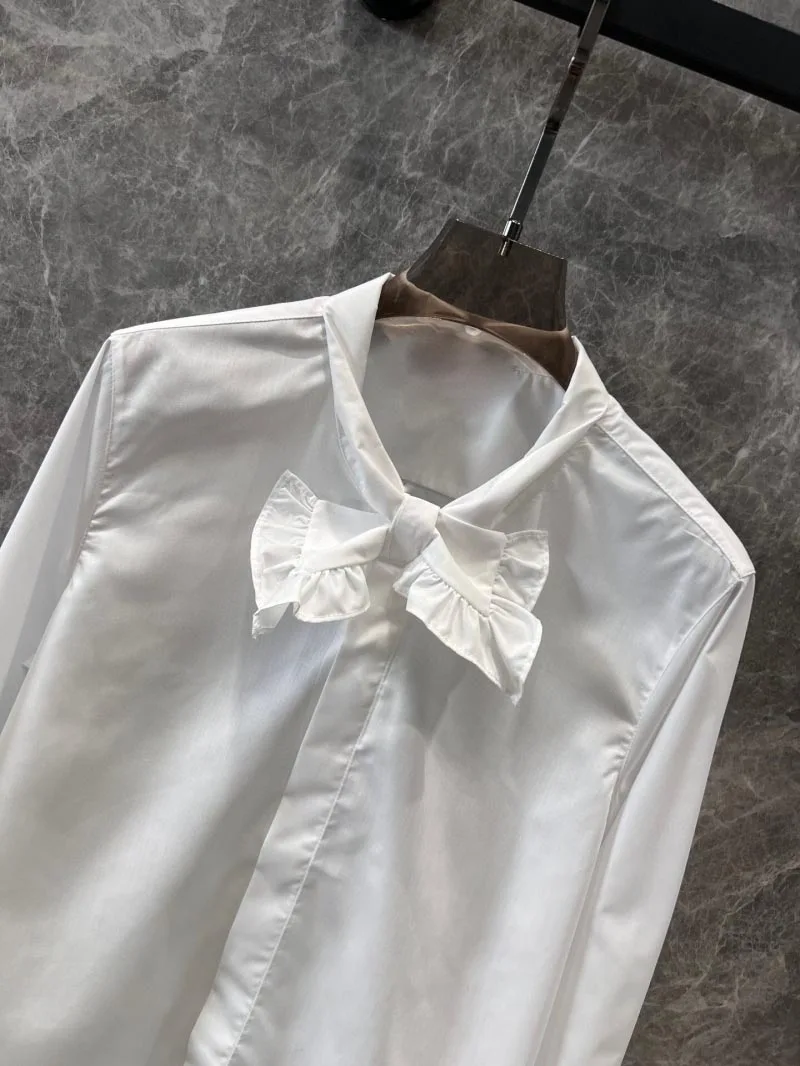 Chaqueta de mujer nueva primavera/verano 2025 camisa de mujer moda exquisita camisa blanca diseño de lazo Top Casual suelto